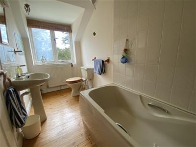 En-Suite Bathroom/WC